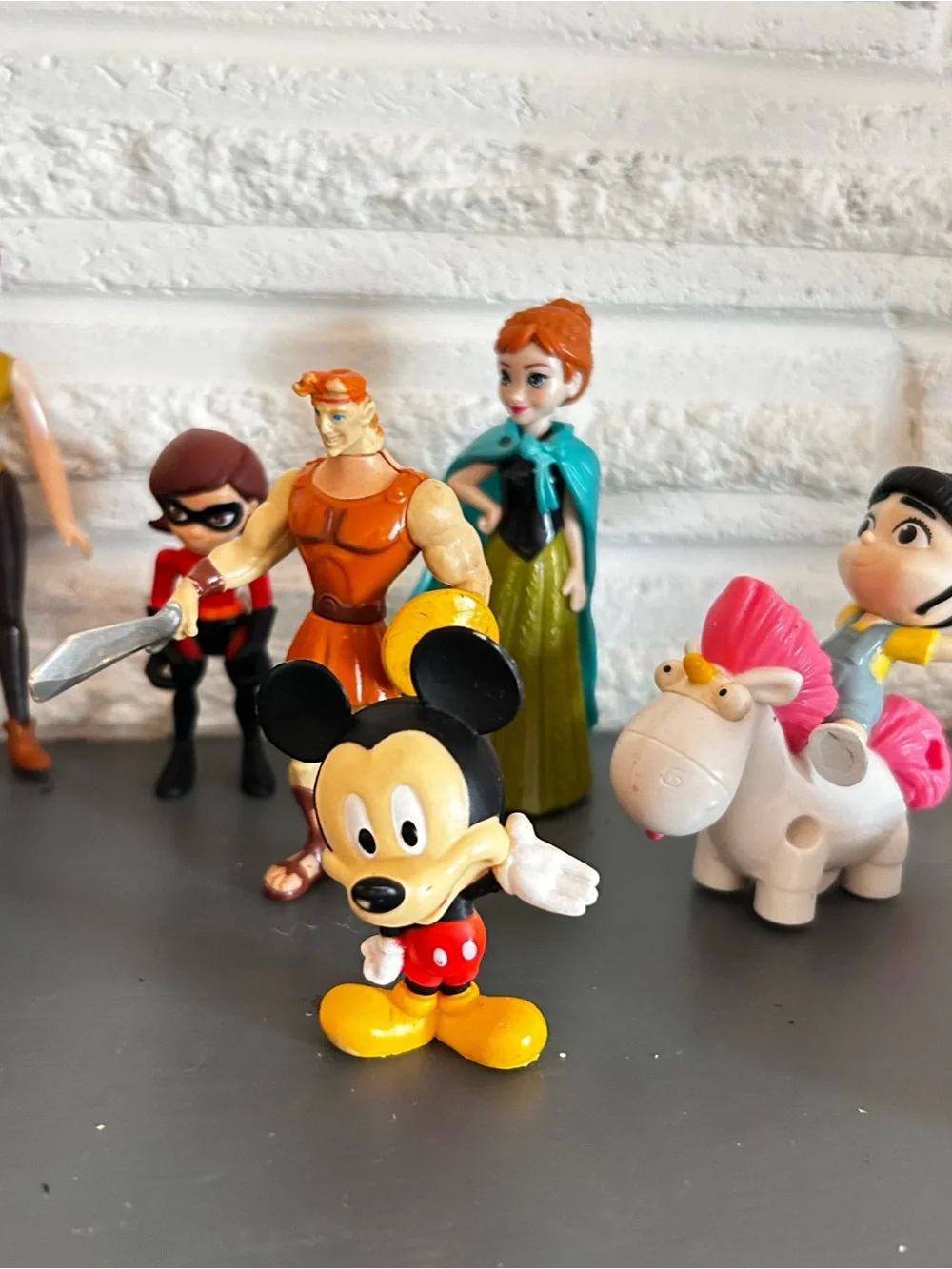 Disney Pixar Action Figures Lot Of 15 Hercules Mickey Princesses Agnes  2”-3.75”